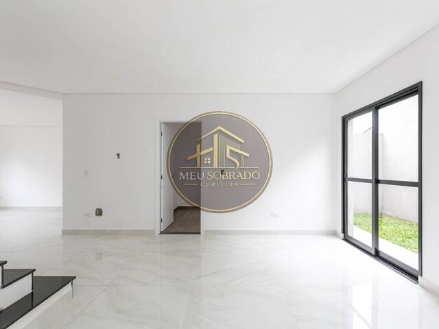 Casa para Venda em São José dos Pinhais - 2